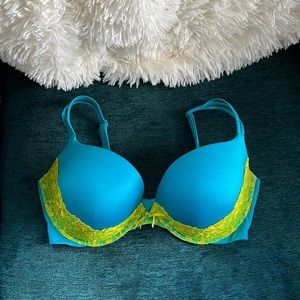 Victoria’s Secret Very Sexy Push-up